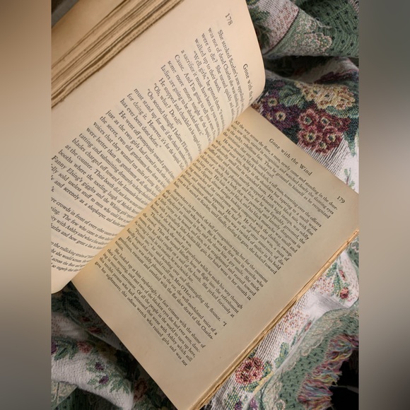 Vintage 1936 GONE WITH THE WIND Hardcover BOOK by Margaret Mitchell Macmillan Co - Picture 14 of 16